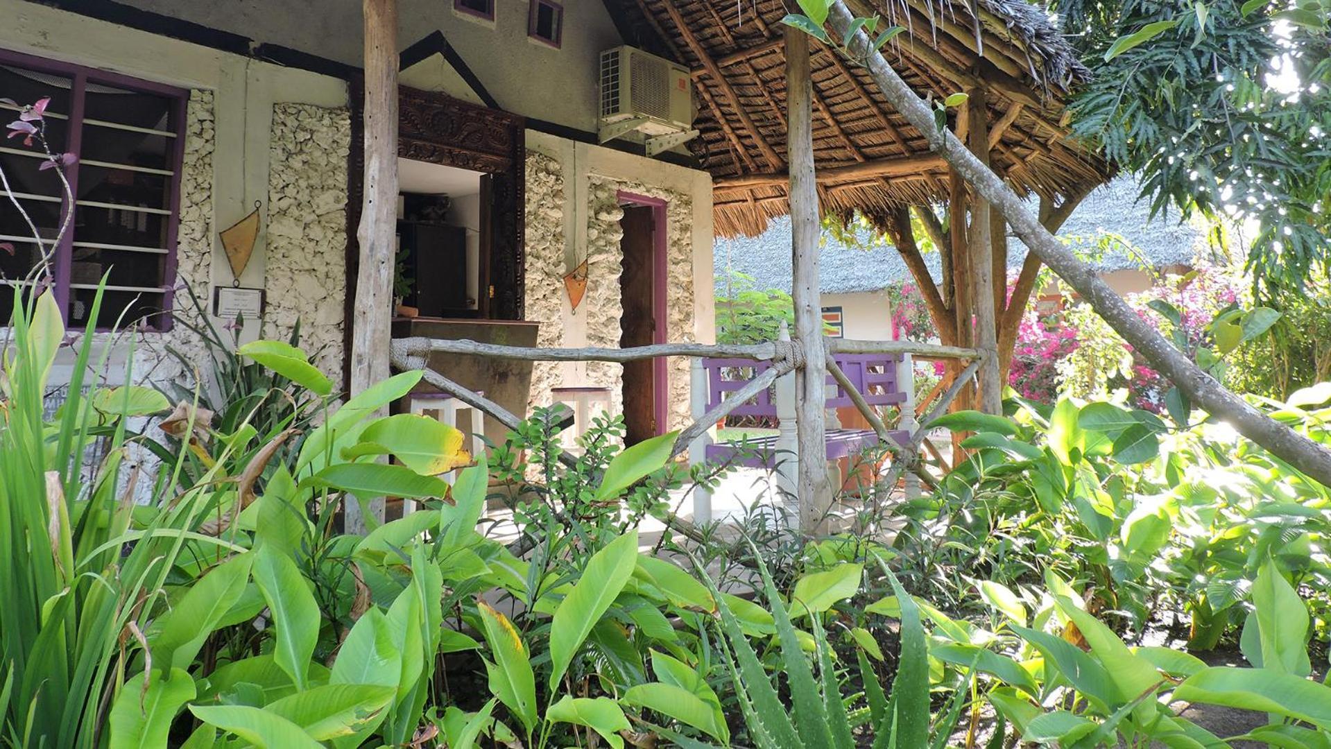 Paje By Night Bungalows Exterior photo